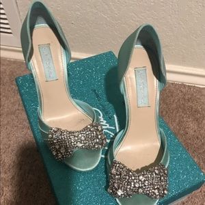 Betsey Johnson Tiffany Blue Satin Heels